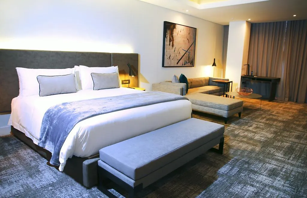 Aparthotel The Capital Mirage Ciudad del Cabo 5*,
